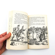 Homer Price Paperback Robert McCloskey 1971 Humorous 6 Stories Pet Skunk Bandits 8