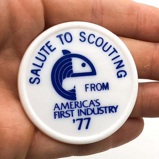 Boy Scouts of America Plastic Neckerchief Slide Salute to Scouting 1977 2