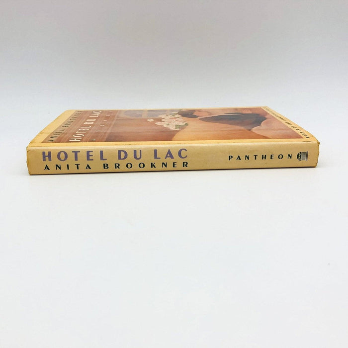 Hotel Du Lac Hardcover Anita Brookner 1984 Comedy Romance Love 3