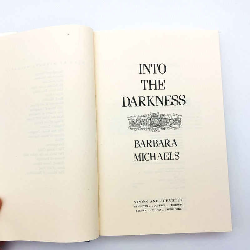 Into The Darkness Hardcover Barbara Michaels 1990 Antique Jewelry Ghosts Copy 1 7