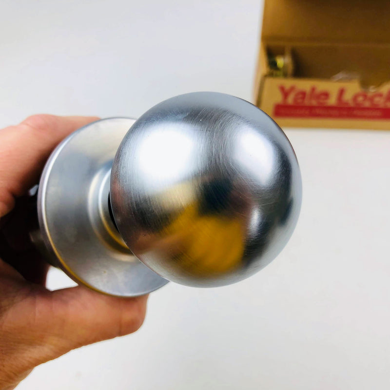 Vintage Yale Passage Closet Door Knob CA5301 378N 26D Satin Chrome Cylindrical