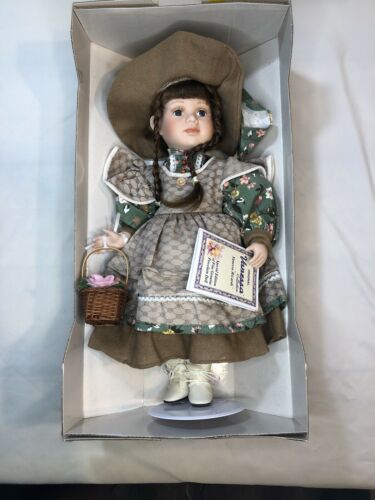 Vanessa Ricardi Fine Porcelain Doll 2002 New In Box Limited Edition Certificate