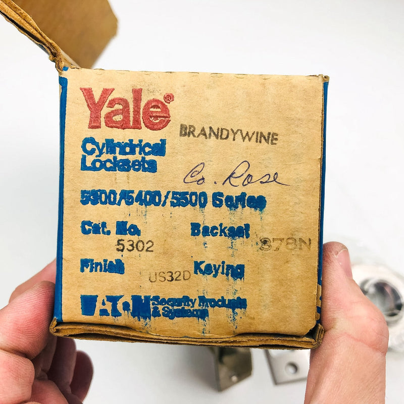 Yale Privacy Door Knob Locking 5302 Brandywine 378N US32D Polished SS New NOS 2