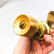 Yale Entry Doorknob Lockset Locking Knob BR5237 US10 Satin Bronze NOS No Latch 9