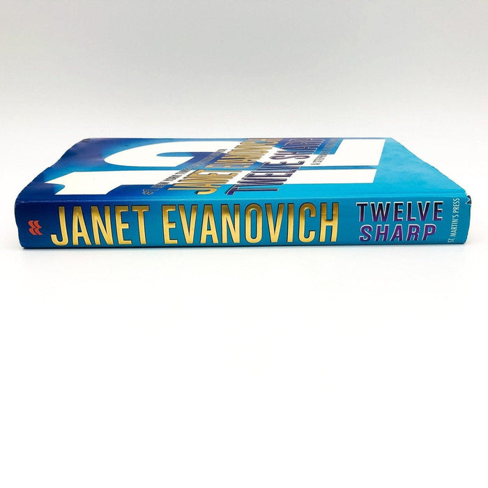 Twelve Sharp Hardcover Janet Evanovich 2006 Stephanie Plum Novel 1st Edition 3