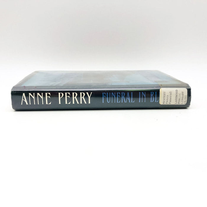 Funeral In Blue HC Anne Perry 2001 England Victorian Women Detective 1st Edition 3