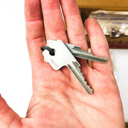 Yale Entry Doorknob Lockset Locking Knob BR5237 US10 Satin Bronze NOS No Latch 10