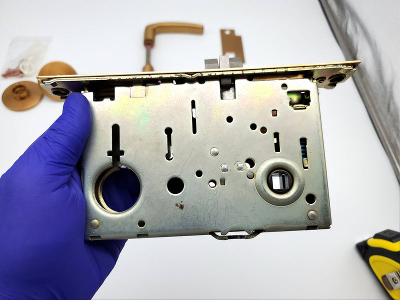 Yale Mortise Lockset Door Handle MOR 8701 Left-Handed Satin Bronze 2-3/4 BS NOS