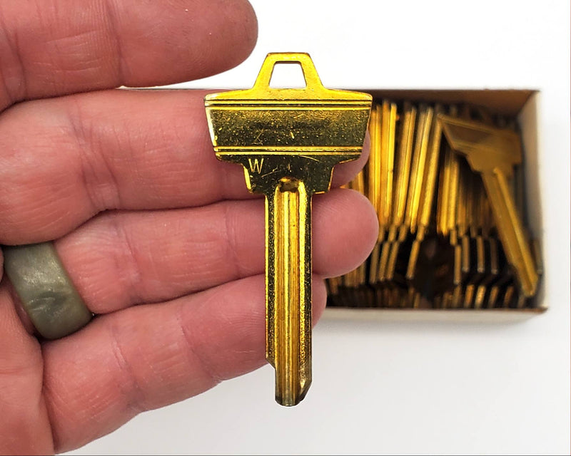 50x Schlage 35-201 Key Blanks Wafer Gold Tone NOS 2
