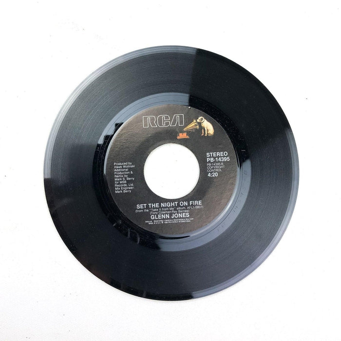 Glenn Jones Giving Myself To You / Set the Night on Fire 45 RPM 7" Single 1986 3