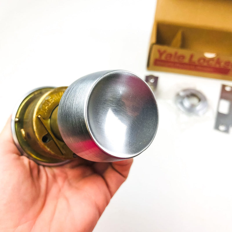 Yale Passage Closet Door Knob BR5301 380BN 26D Satin Chrome New Old Stock NOS 8