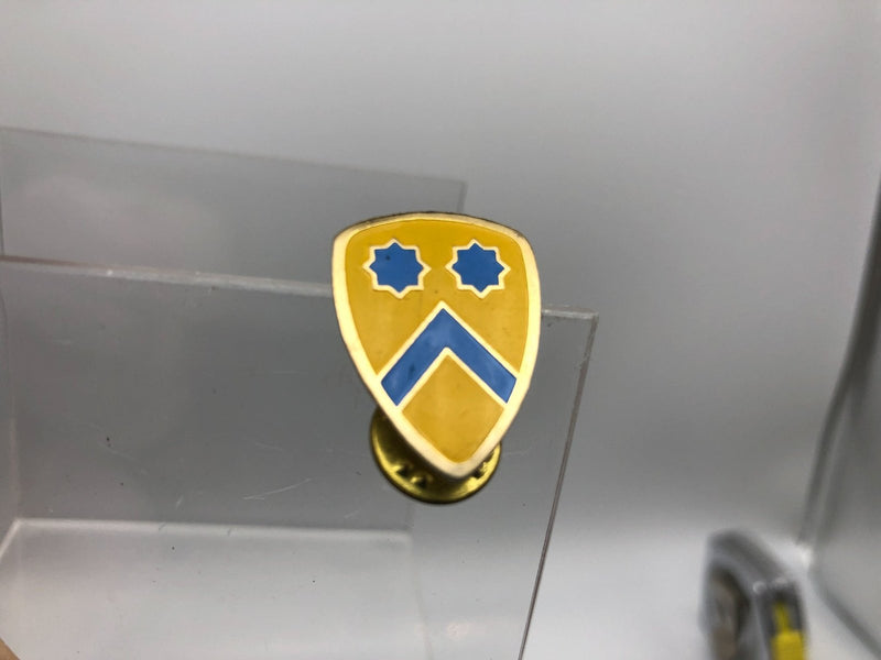US Army 2nd Cavalry Division Lapel Pin Pinback 2 Clutch Enamel Vintage Military 3