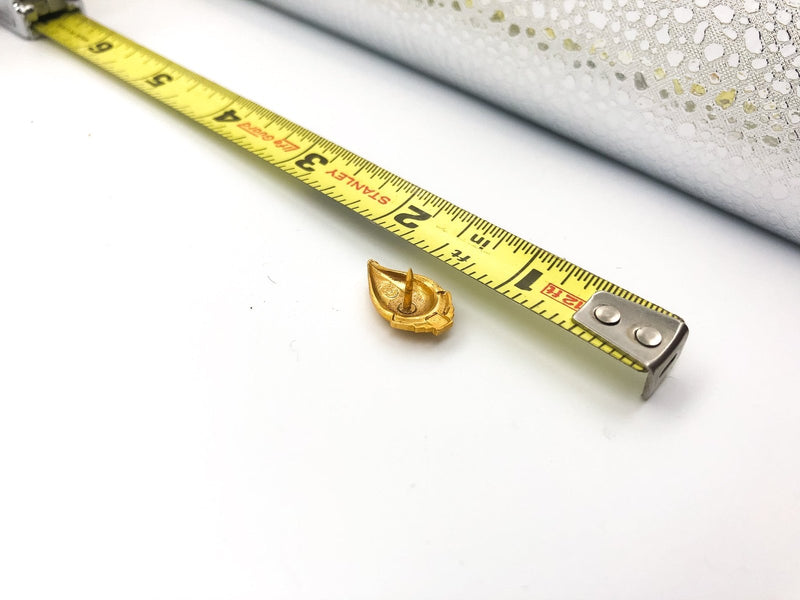 American Red Cross Lapel Pin 3 Gallon Donor Service Award Recognition 4