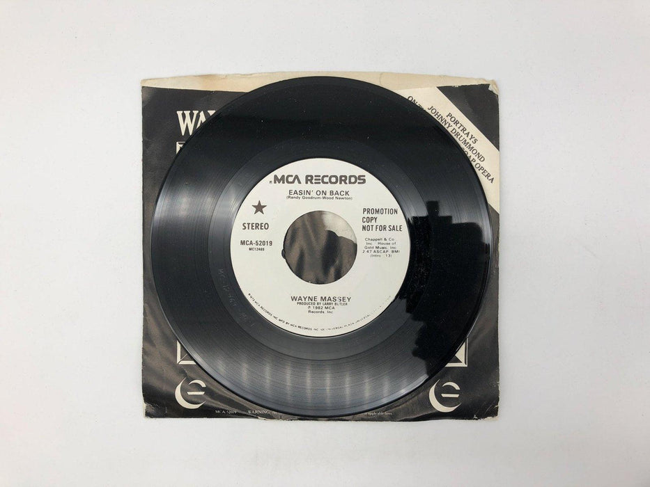 Wayne Massey Easin' on Back Record 45 RPM Single MCA-52019 MCA Records 1982 4