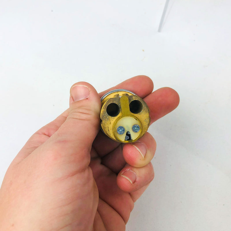 Yale Mortise Cylinder 1-1/4" Length Satin Chrome E1R Keyway 1152 Paracentric NOS