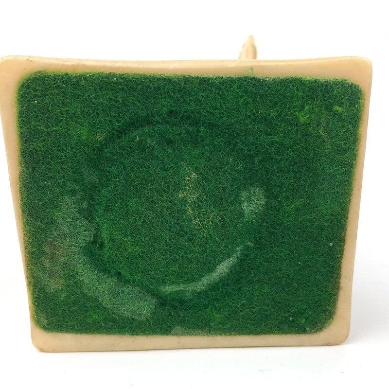 R & W Berries Figurine Little Girl in Dress Guess Who I Like Statue 8